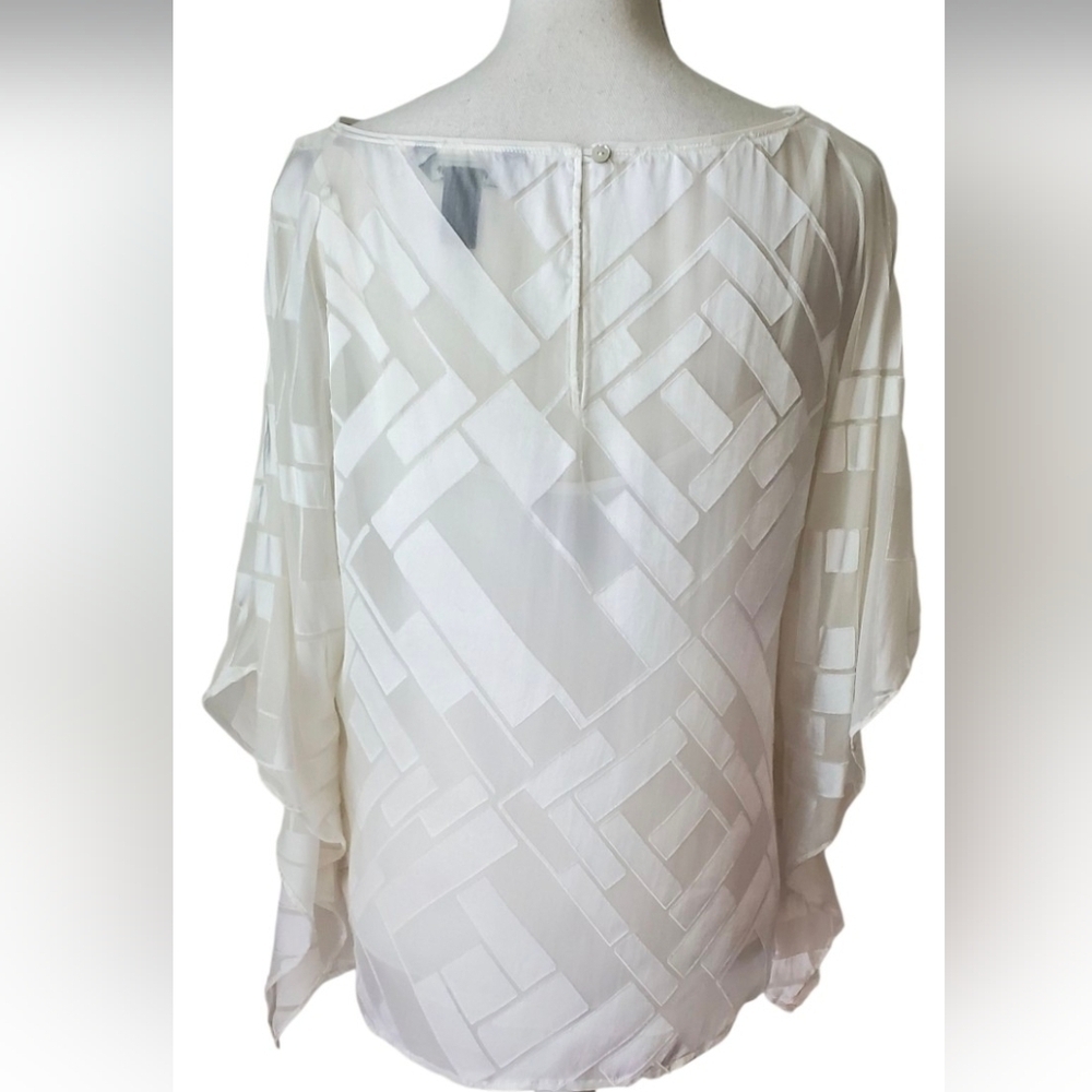 White House Black Market White Sheer Overlay Geometric Blouse Kimono Sleeve Sz M - Picture 4 of 7